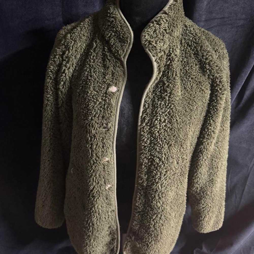 Micoson Womens Olive Green Fuzzy Fleece Button Up Jacket Cardigan Size Medium